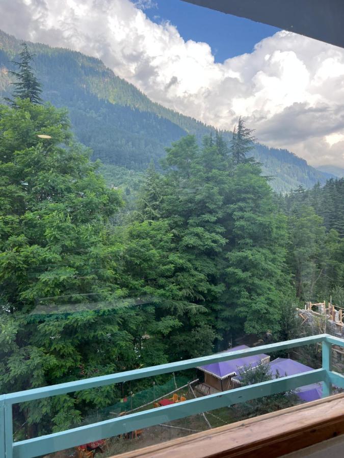 Hotel Mountain Majesty! Top-Rated Luxury Stay Amid Snowcapped Mountains With Balcony And Riverside Calm Manali  Bagian luar foto
