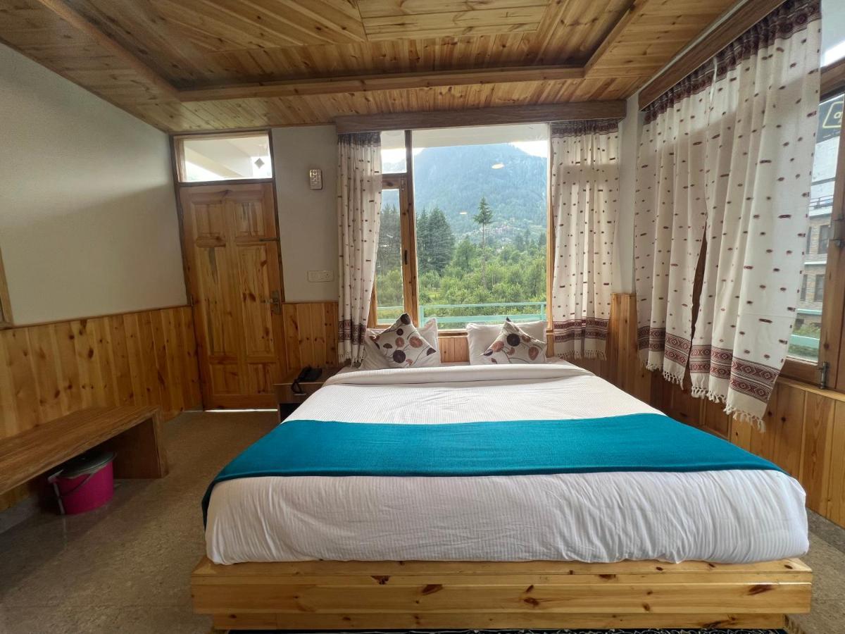 Hotel Mountain Majesty! Top-Rated Luxury Stay Amid Snowcapped Mountains With Balcony And Riverside Calm Manali  Bagian luar foto